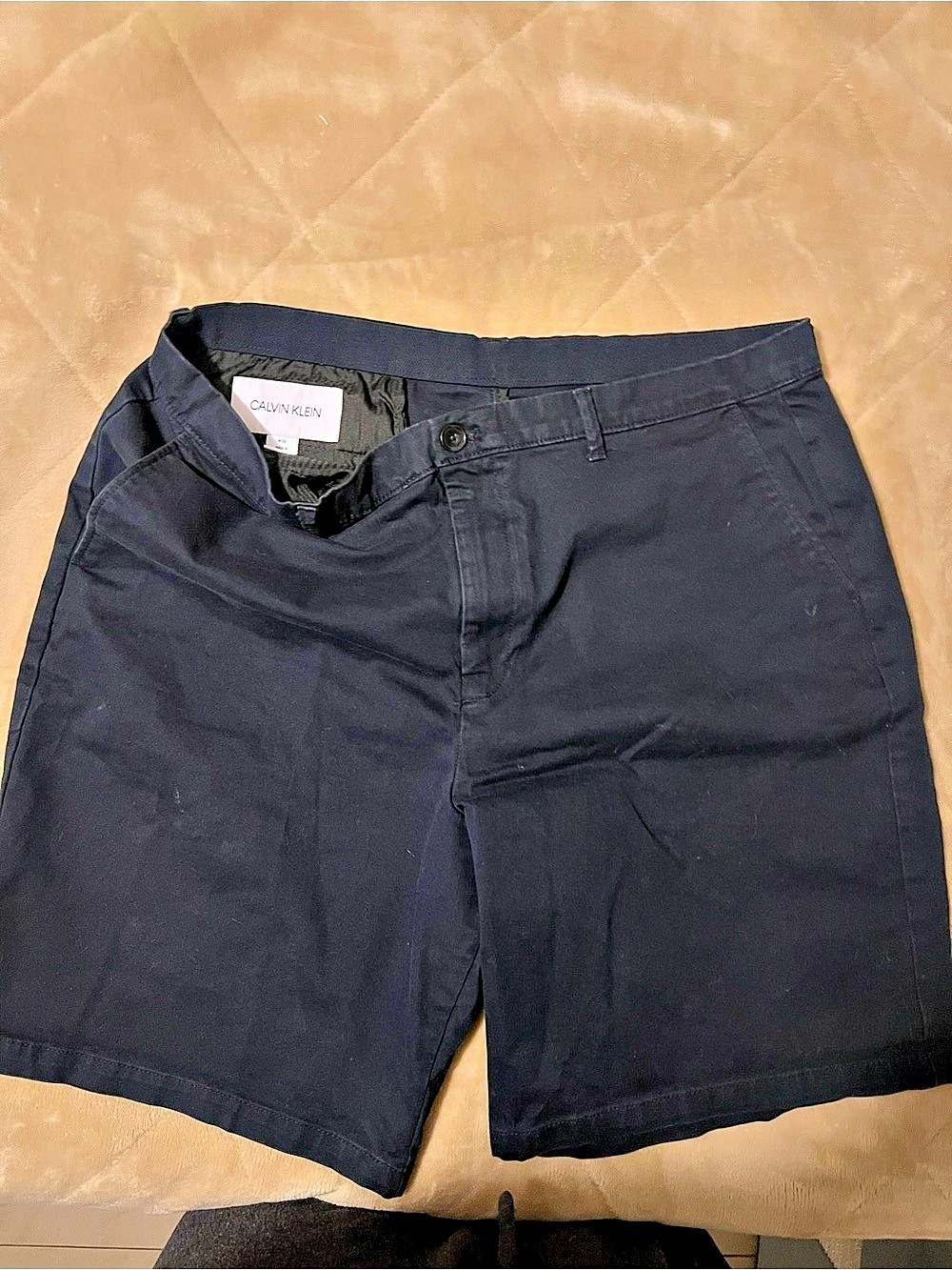 Calvin Klein Men's Flat Front Shorts in Black Like New